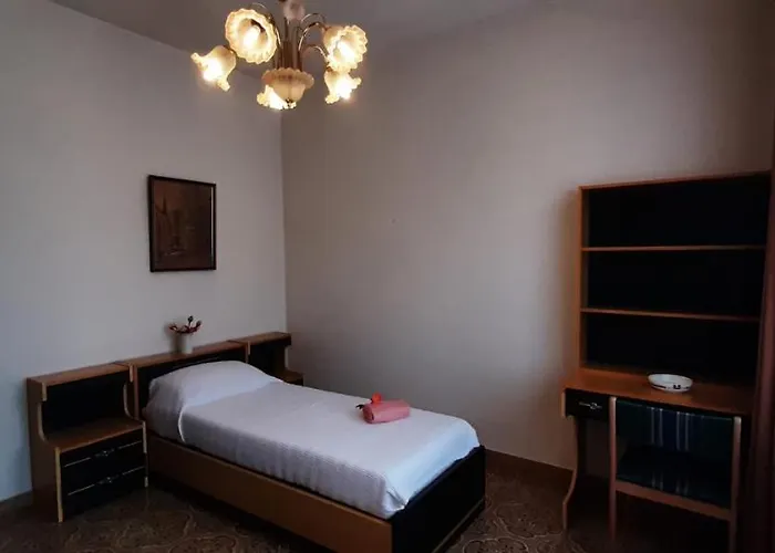 Casa de hóspedes Sa Prenda E Oro Ula Tirso