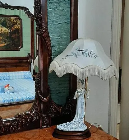 Pensjonat Sa Prenda E Oro Ula Tirso