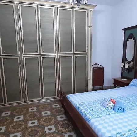 Sa Prenda E Oro Konukevi Ula Tirso